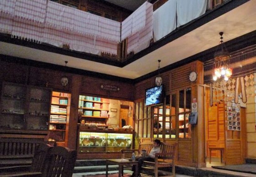 Take Relaxing Bath at Cemberlitas Hamami-5